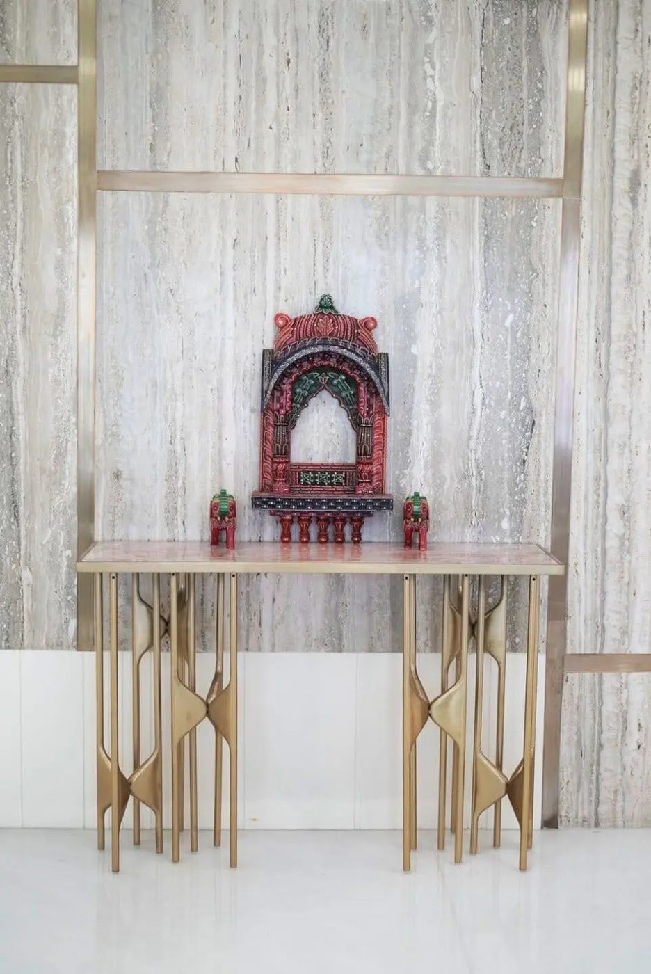 Osimiri Furniture Studio project photo